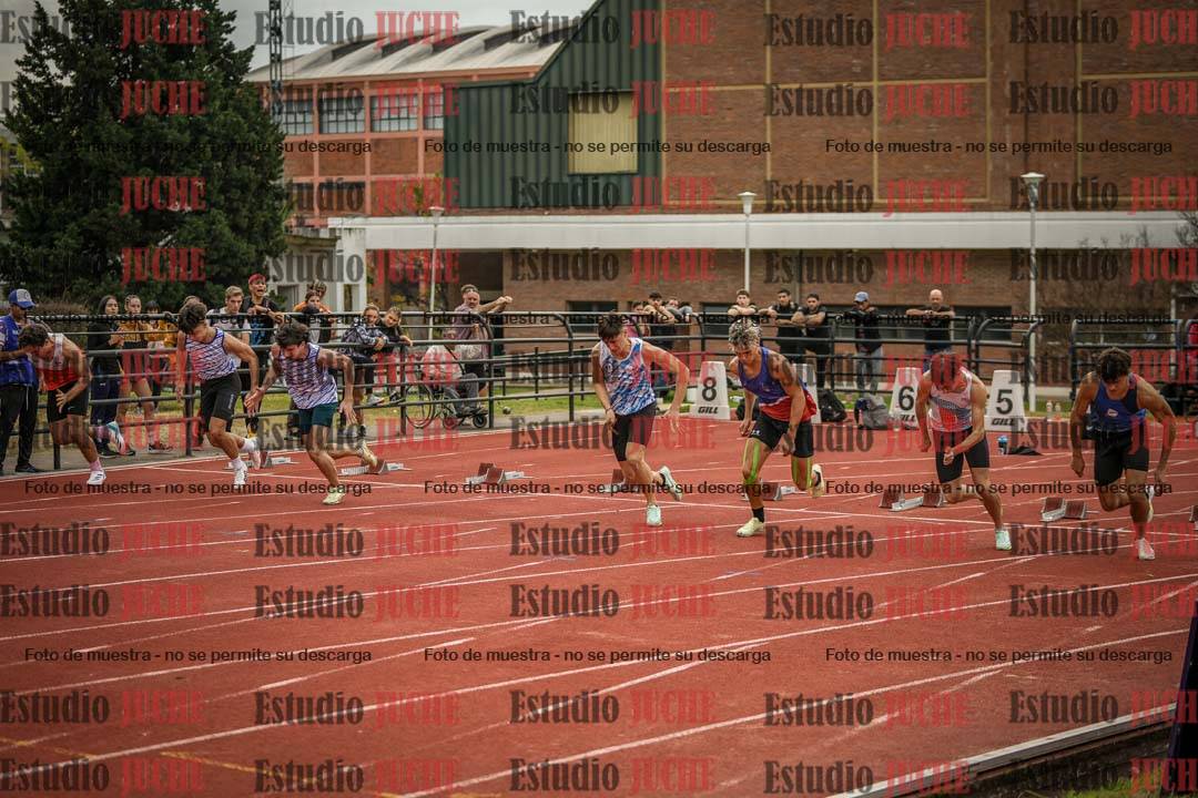 Fotos de los 100 m llanos de varones - FINAL