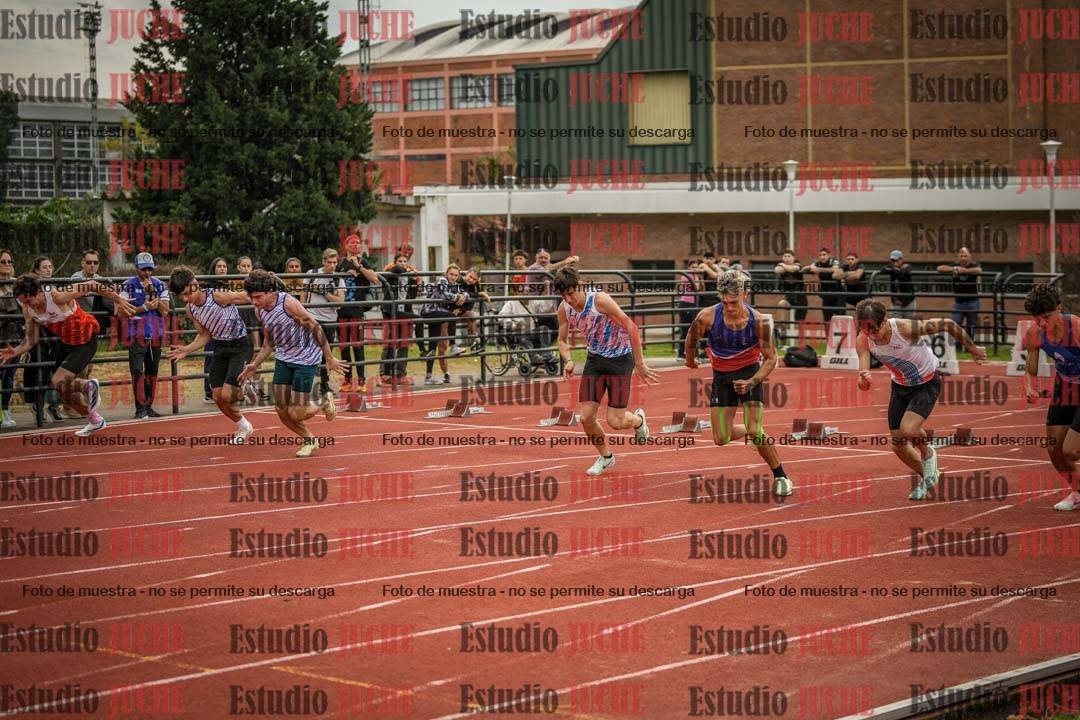 Fotos de los 100 m llanos de varones - FINAL
