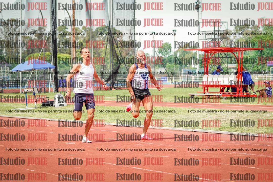 Fotos de los 400 m llanos de varones
