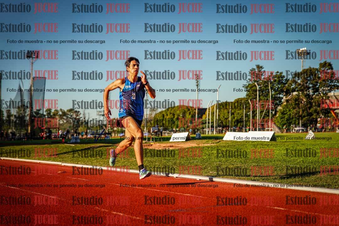 Fotos de los 3000 m llanos de varones