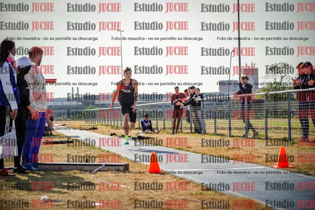 Fotos del salto triple de varones
