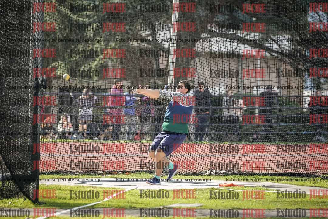 Fotos del lanzamiento de martillo de varones