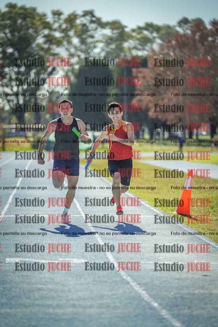 Fotos de las postas 4x200 m llanos de mujeres
