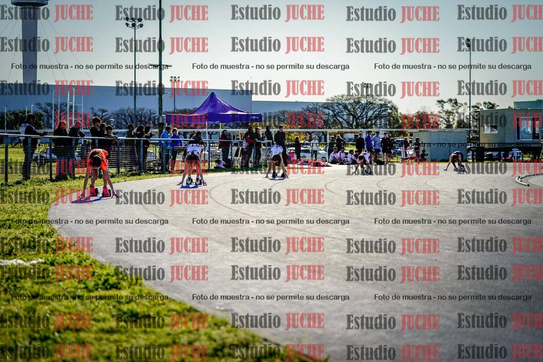Fotos de las postas 5x80 m de mujeres