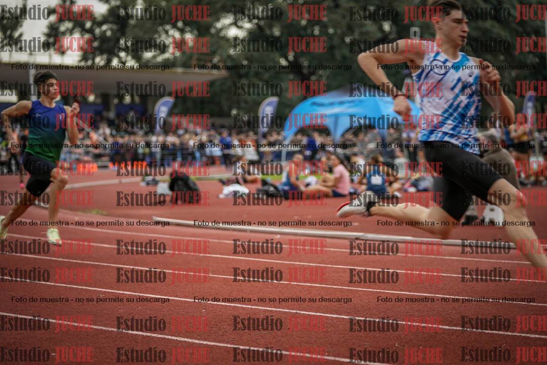 Fotos de los 400 m llanos de varones - FINAL