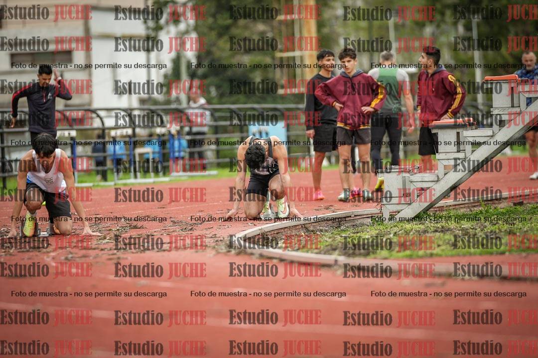 Fotos de los 200 m llanos de varones