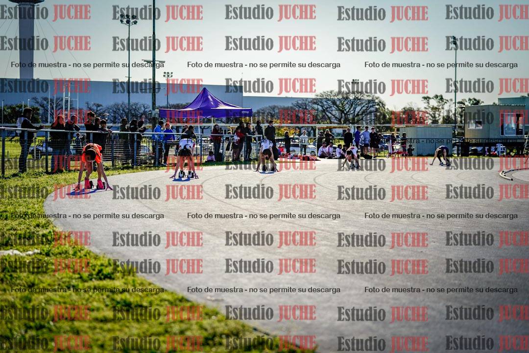 Fotos de las postas 5x80 m de mujeres