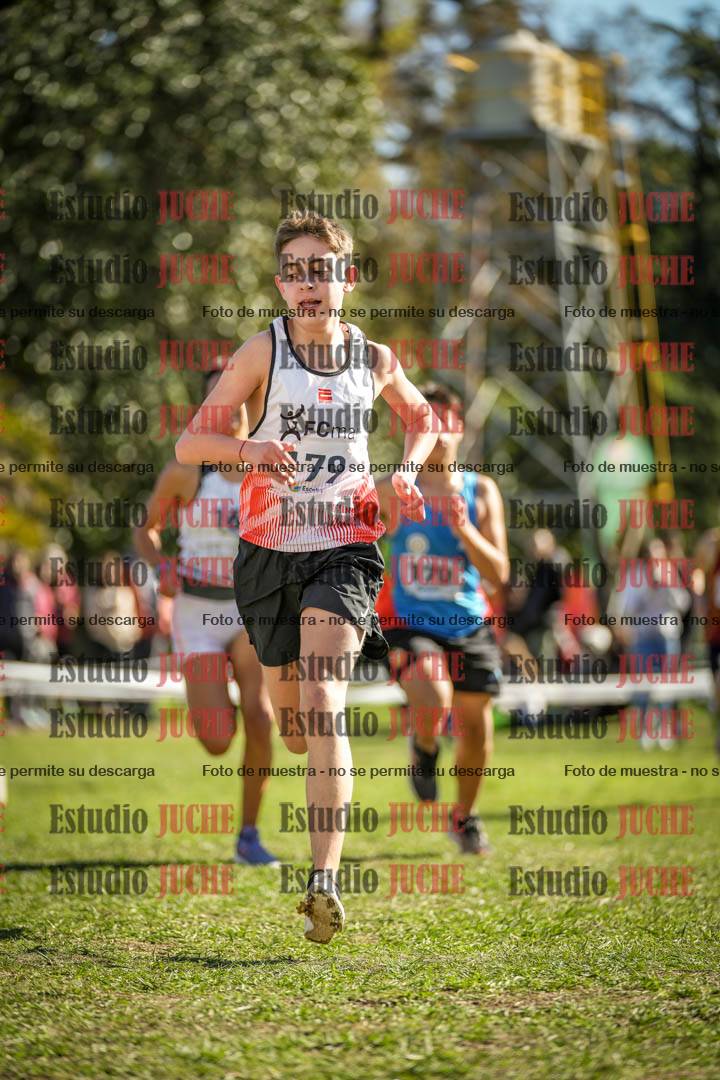 Fotos de la llegada del cross de 2000 m