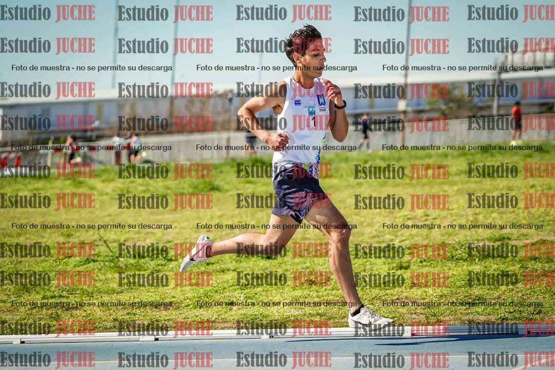 Fotos de los 5000 m llanos de mujeres y varones