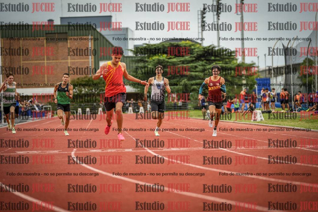 Fotos de los 400 m llanos de varones