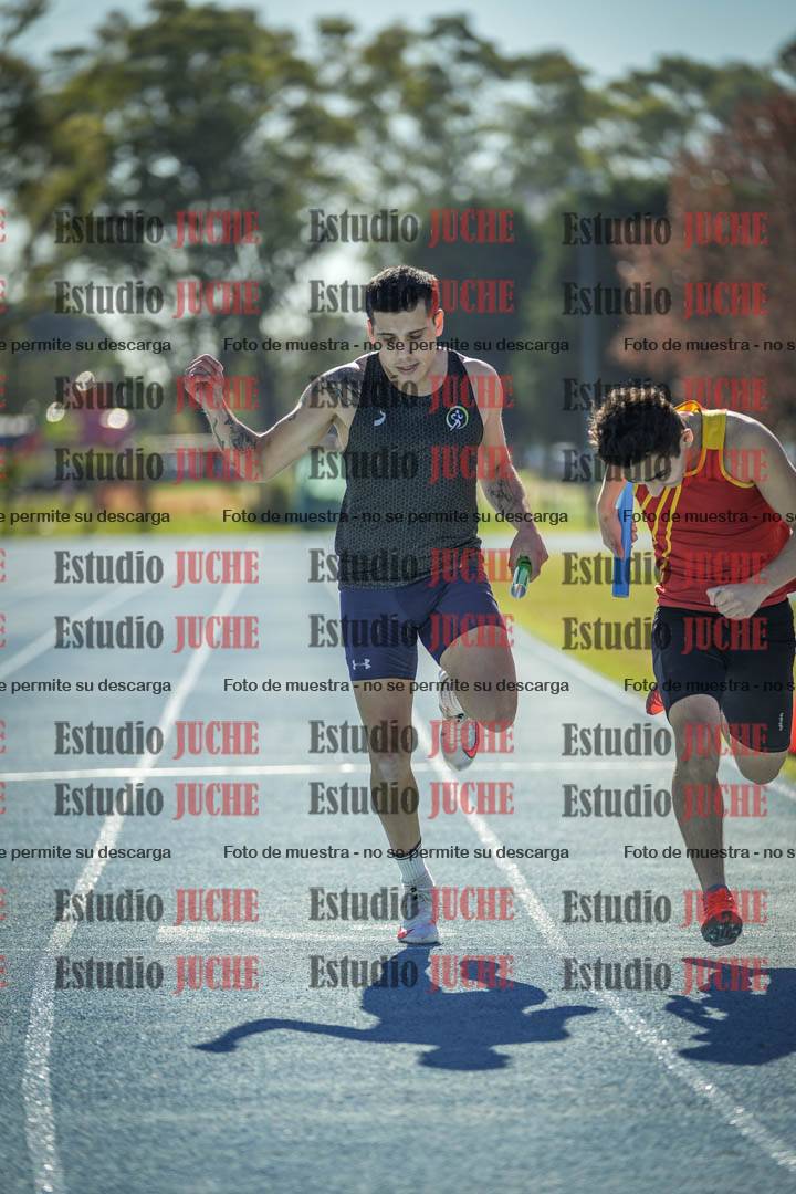 Fotos de las postas 4x200 m llanos de mujeres