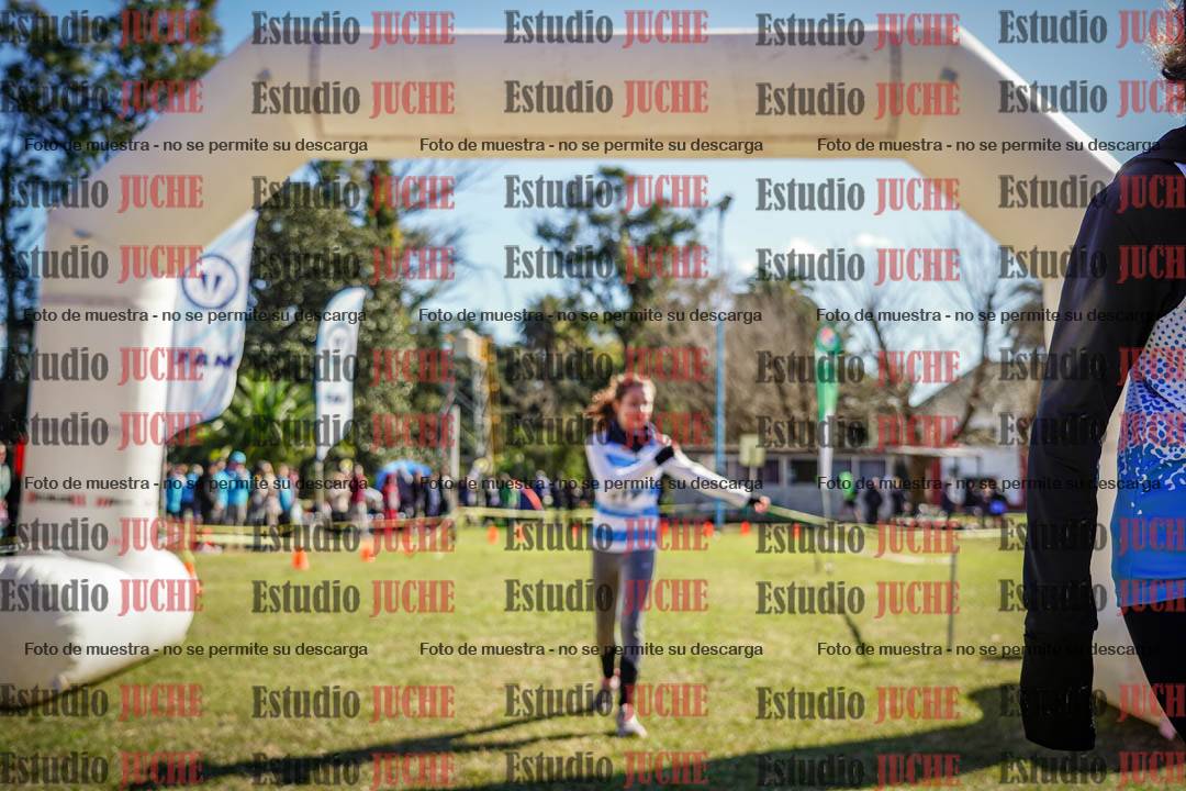 Fotos de la llegada del cross de 1500 m