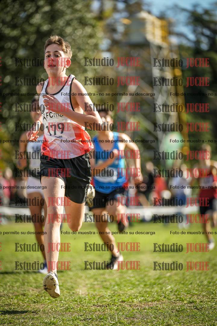 Fotos de la llegada del cross de 2000 m