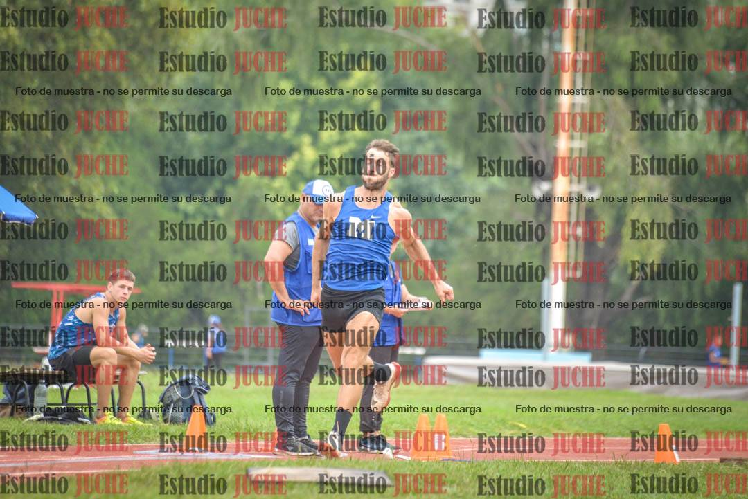 Fotos del salto triple - tabla de 11 y 13