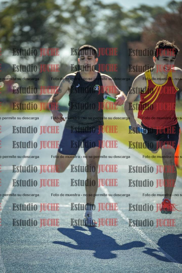 Fotos de las postas 4x200 m llanos de mujeres