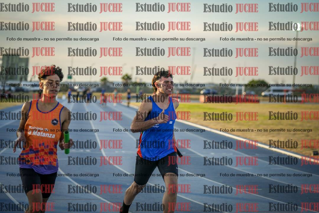 Fotos de las Postas 4x100 m de varones