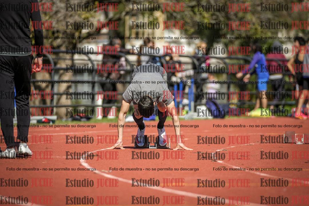 Fotos de los 200 m llanos de varones