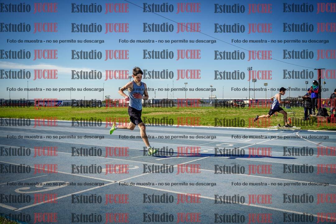 Fotos de los 400 m llanos de varones