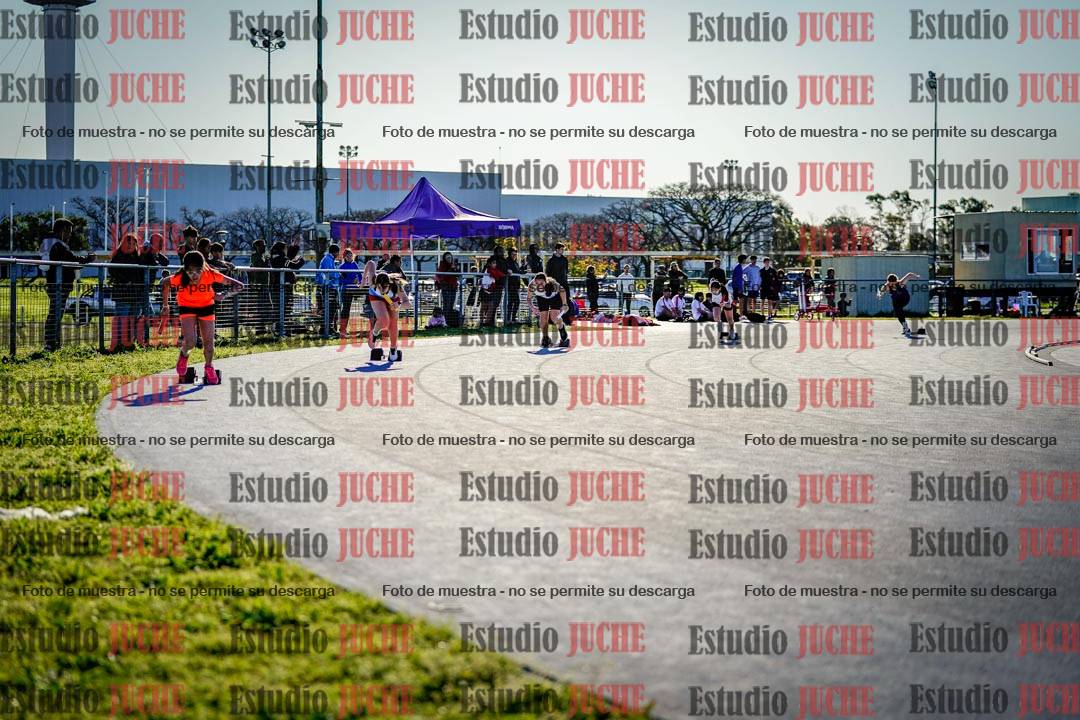 Fotos de las postas 5x80 m de mujeres