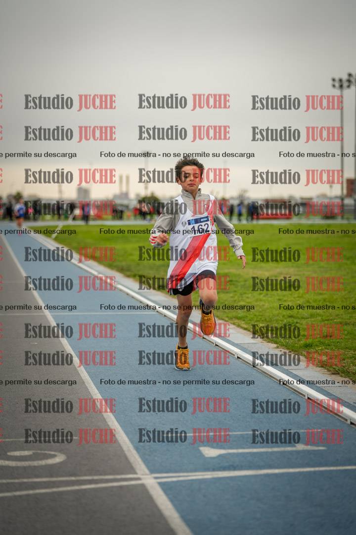 Fotos de los 2000 m llanos de mujeres U14 y U17 - varones U14