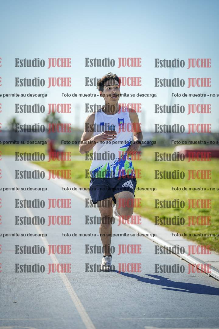 Fotos de los 5000 m llanos de mujeres y varones