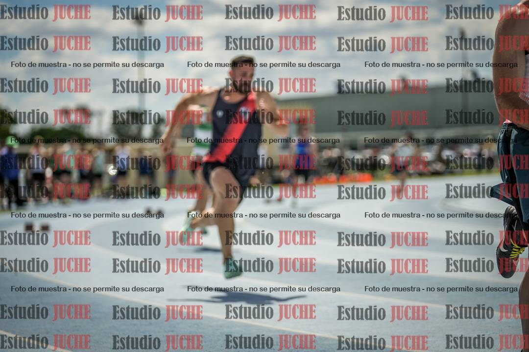 Fotos de los 400 m llanos de varones