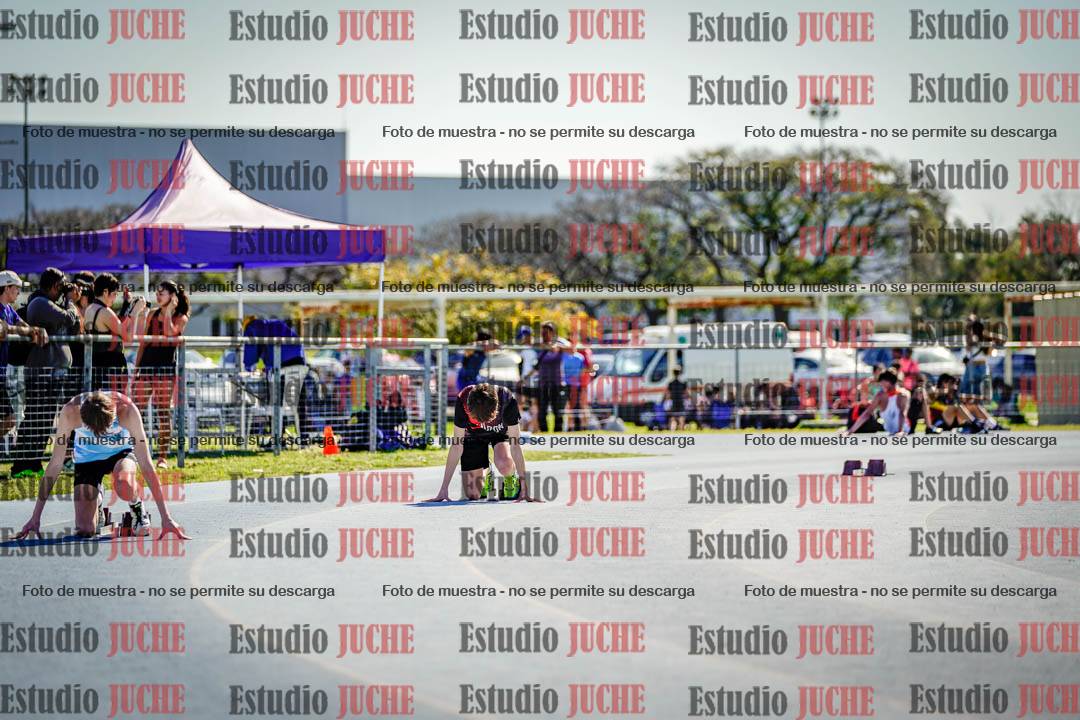 Fotos de los 400 m llanos de varones
