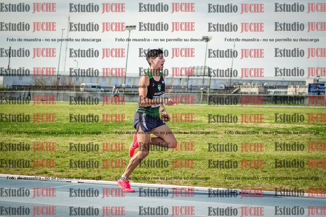 Fotos de los 3000 m llanos de varones