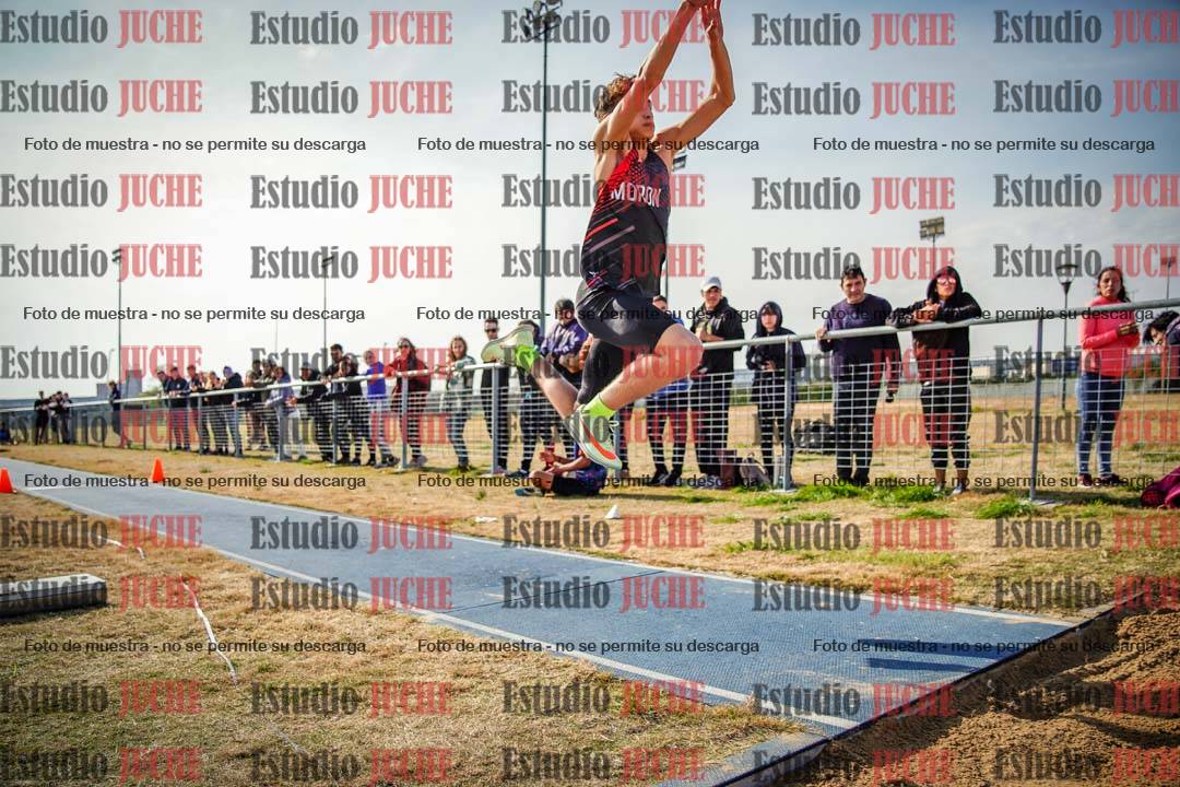 Fotos del salto triple de varones