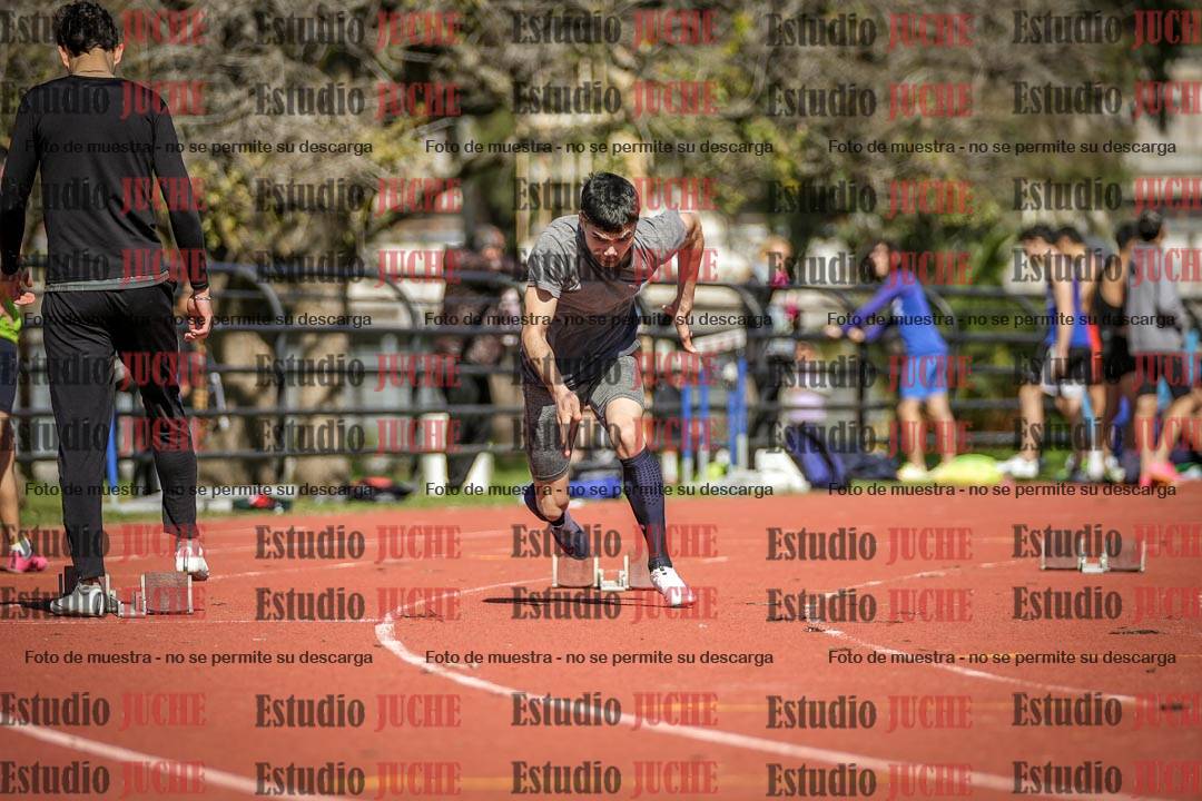 Fotos de los 200 m llanos de varones