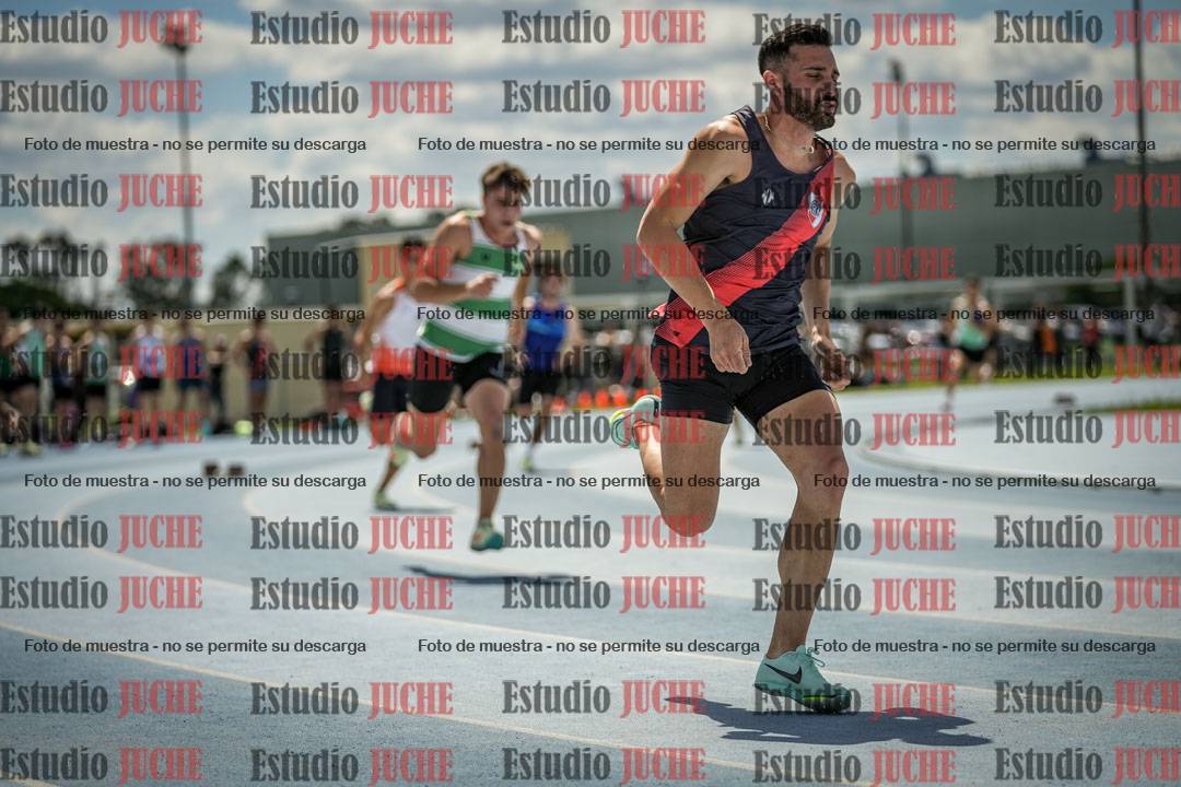 Fotos de los 400 m llanos de varones