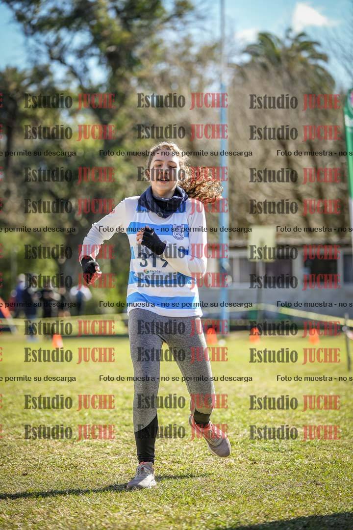 Fotos de la llegada del cross de 1500 m