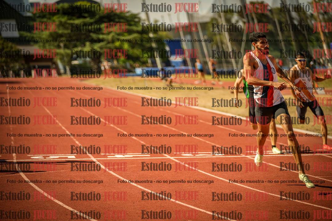 Fotos de los 400 m llanos de varones