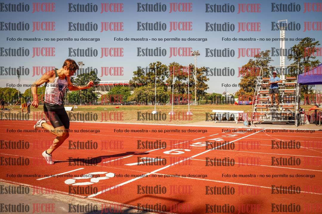 Fotos de los 400 m llanos de varones