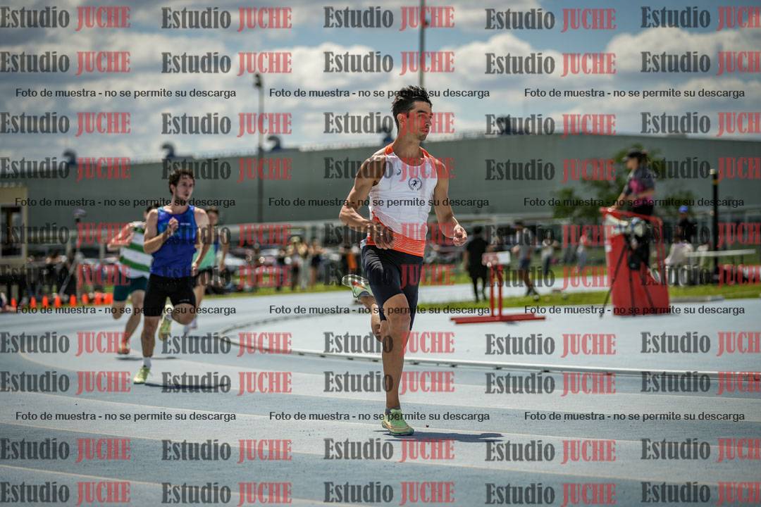 Fotos de los 400 m llanos de varones