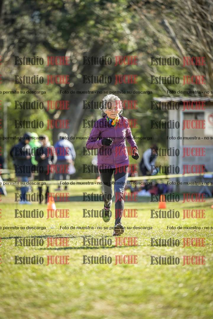 Fotos de la llegada del cross de 1500 m