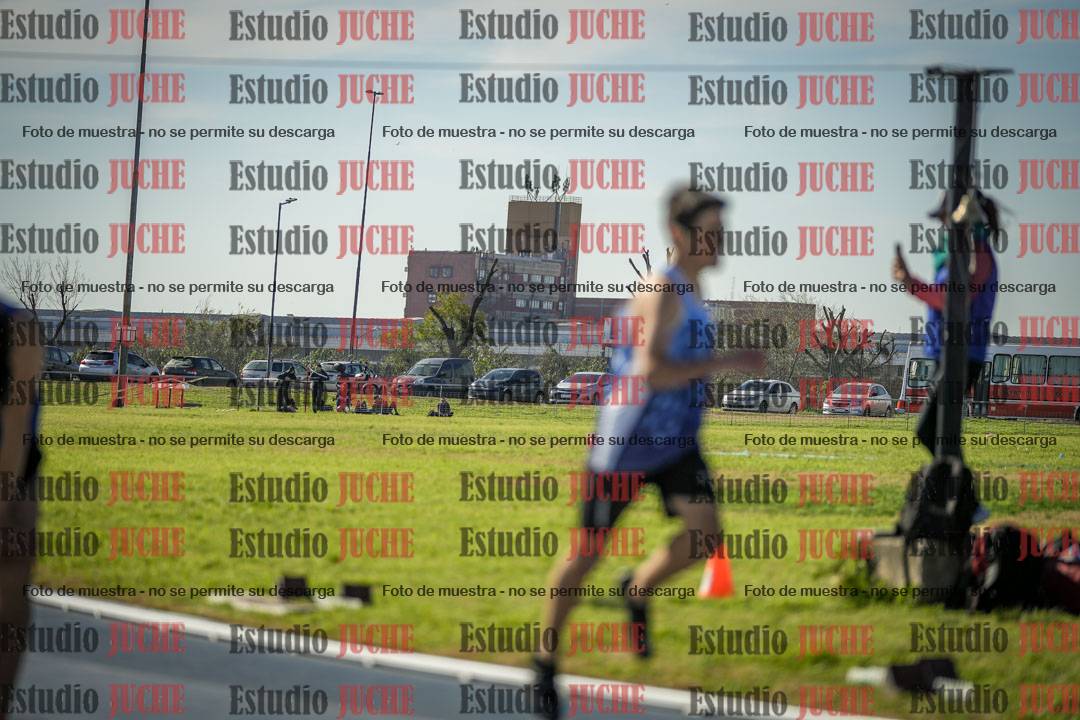 Fotos de los 400 m llanos de varones