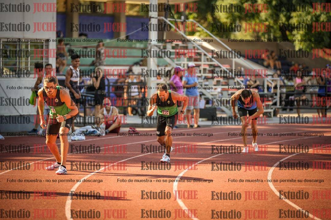 Fotos de los 800 m llanos de varones