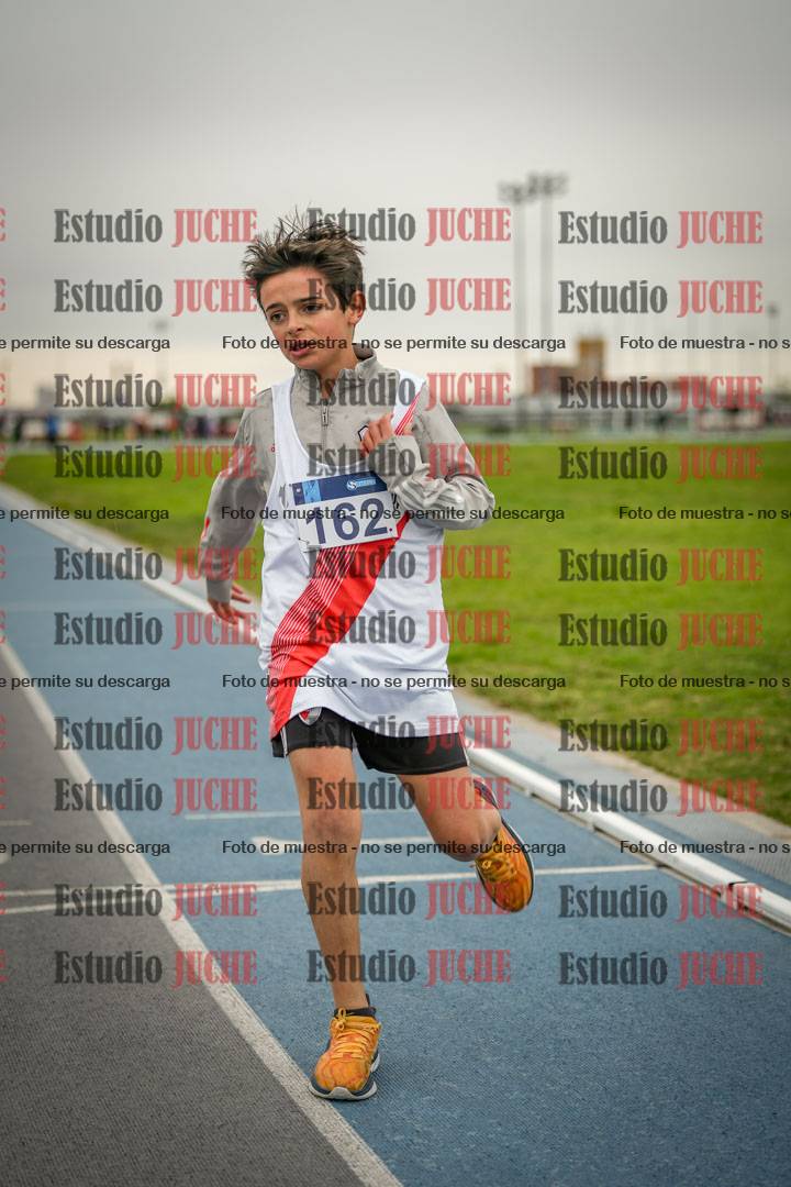 Fotos de los 2000 m llanos de mujeres U14 y U17 - varones U14