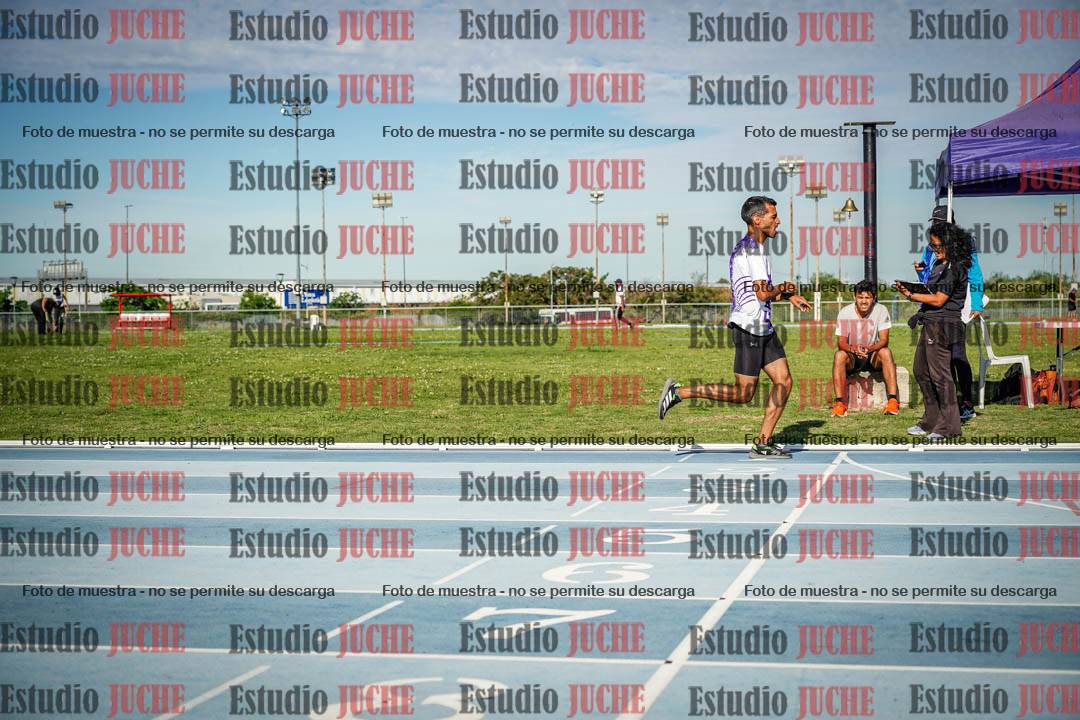 Fotos de los 1500 m llanos de varones