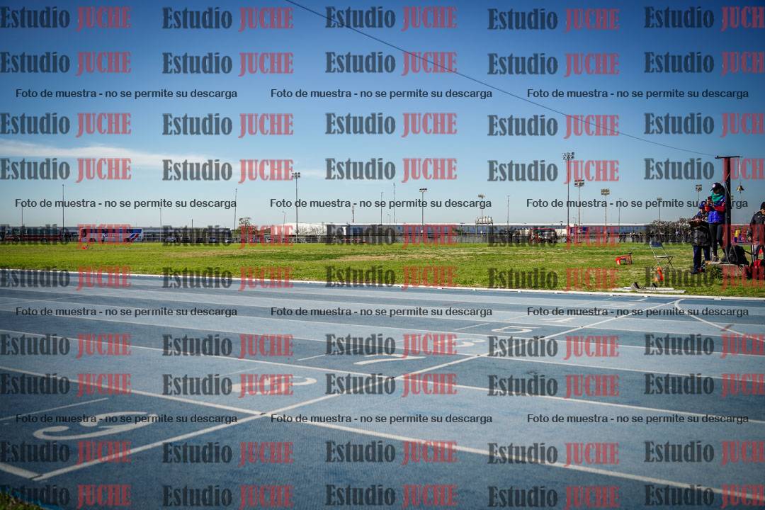 Fotos de los 400 m llanos de varones