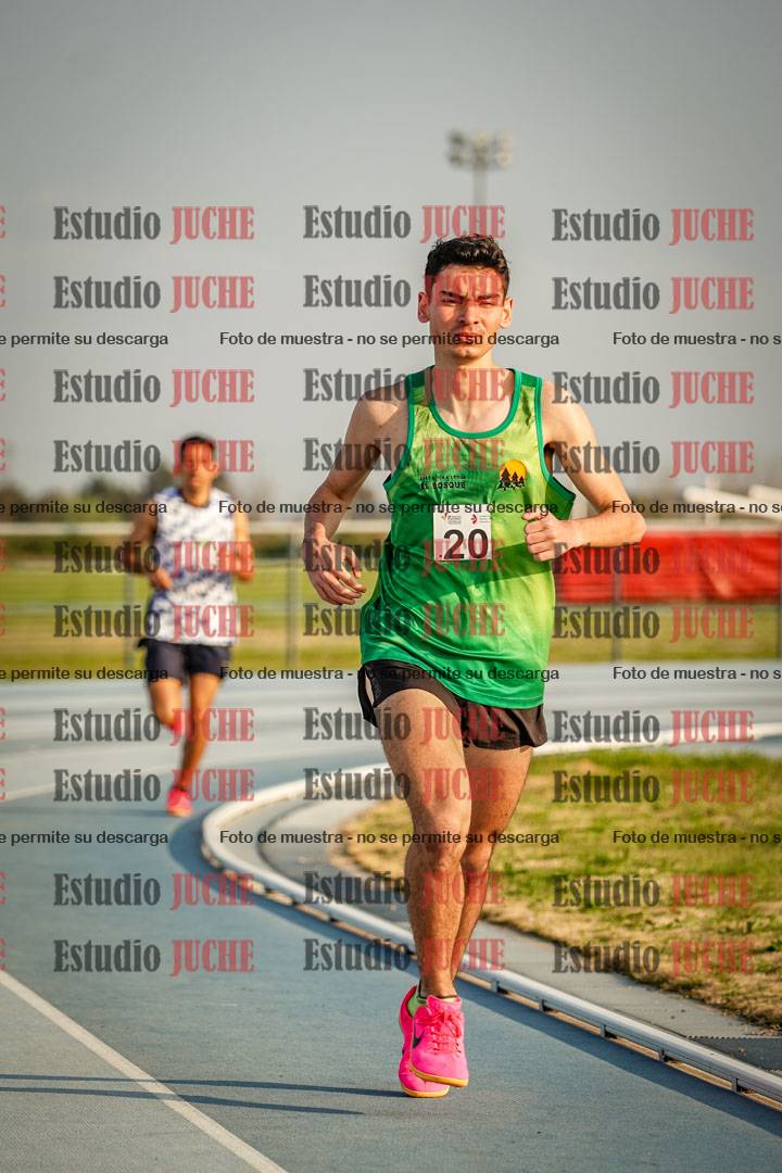 Fotos de los 3000 m llanos de varones