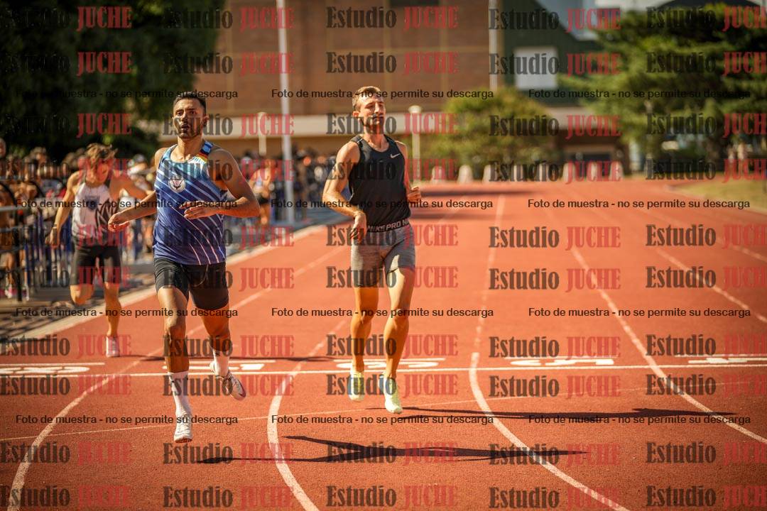 Fotos de los 400 m llanos de varones
