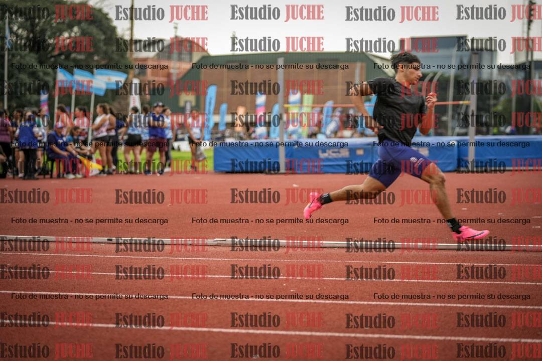 Fotos de los 400 m llanos de varones - FINAL