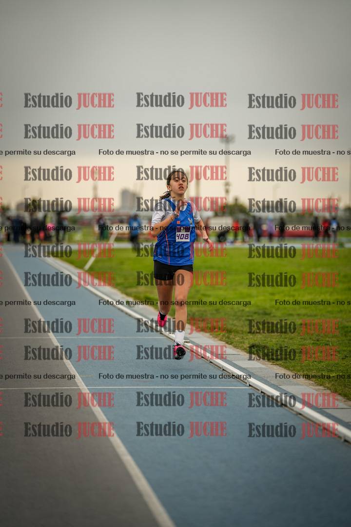 Fotos de los 2000 m llanos de mujeres U14 y U17 - varones U14