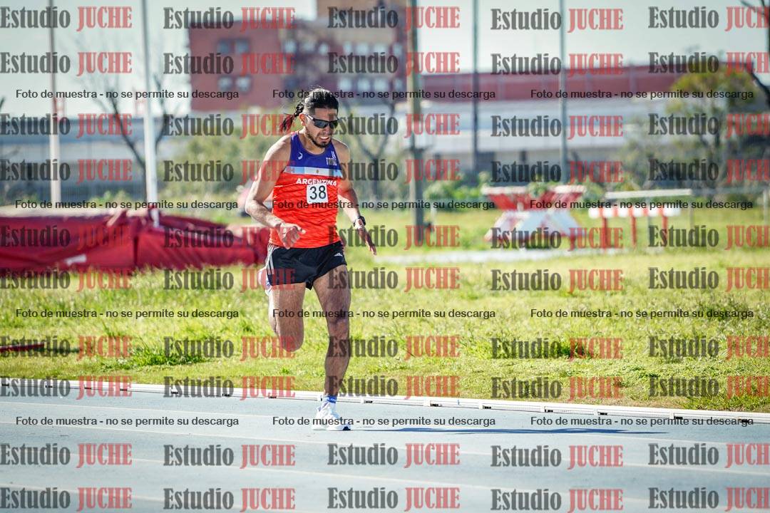 Fotos de los 5000 m llanos de mujeres y varones