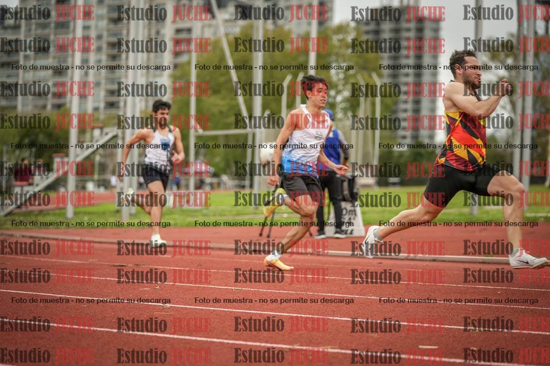 Fotos de los 200 m llanos de varones