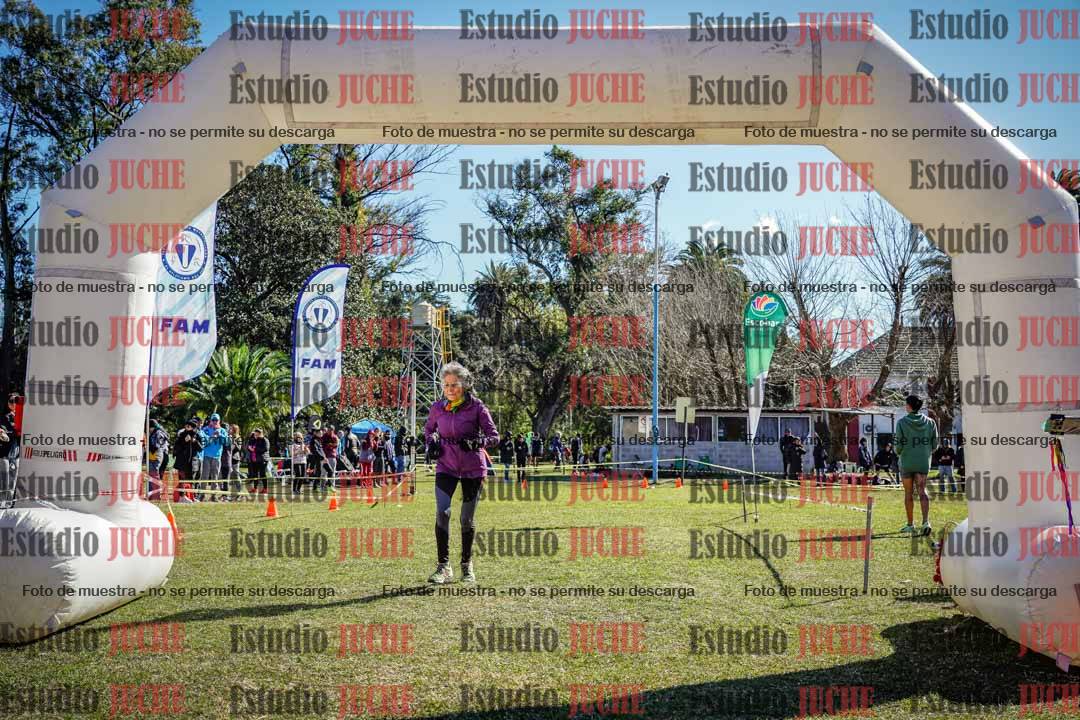 Fotos de la llegada del cross de 1500 m