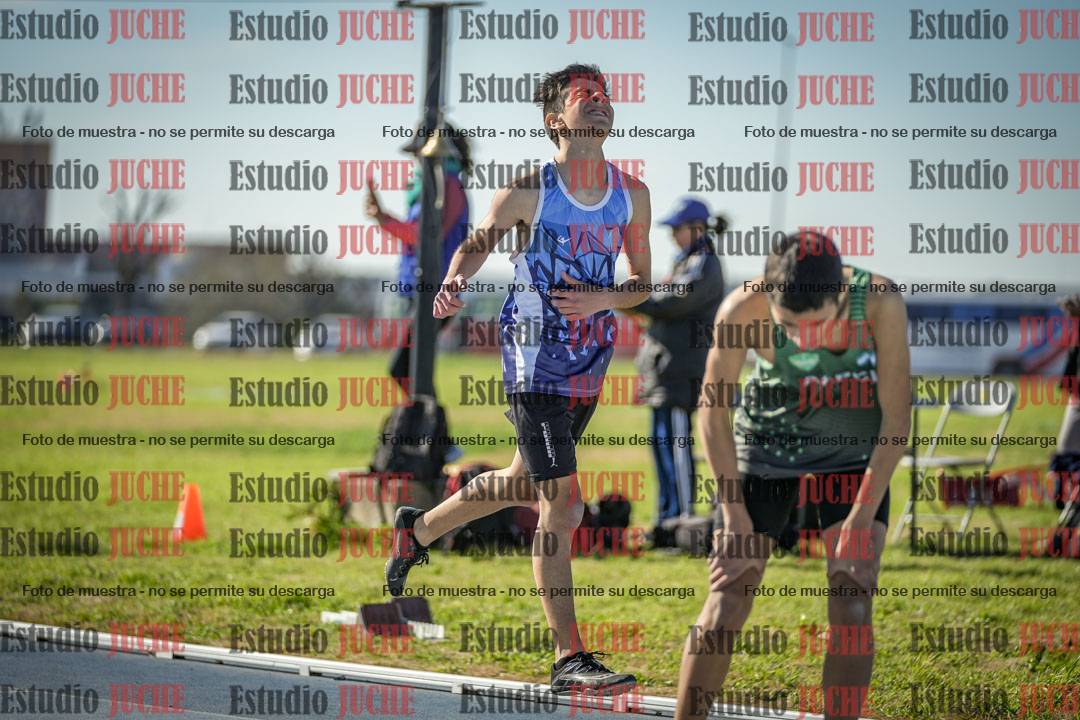Fotos de los 400 m llanos de varones