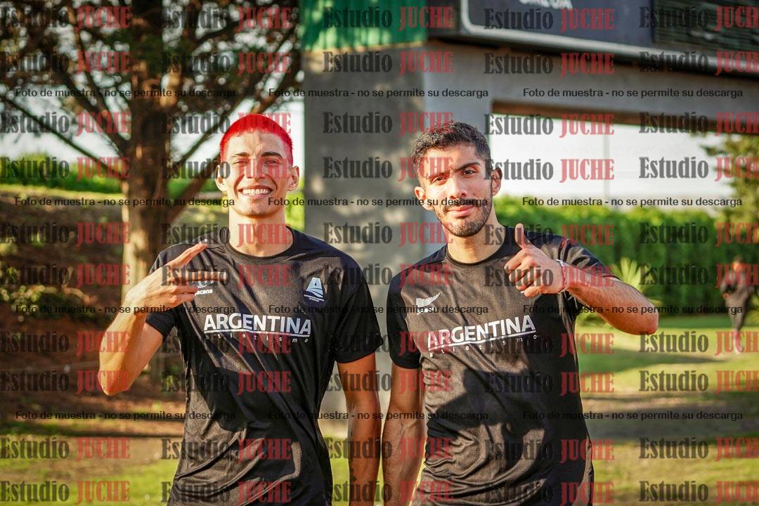 Fotos de algunos extras y podios del día 1